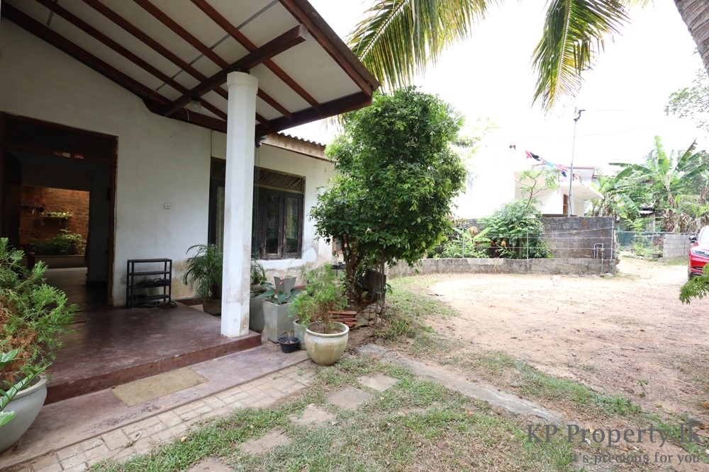 www.kp property.lk - Land with 2 old Houses for sale @ Maharagama